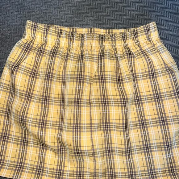 TRUCE Yellow Plaid Girls’ Skirt - Picture 6 of 6